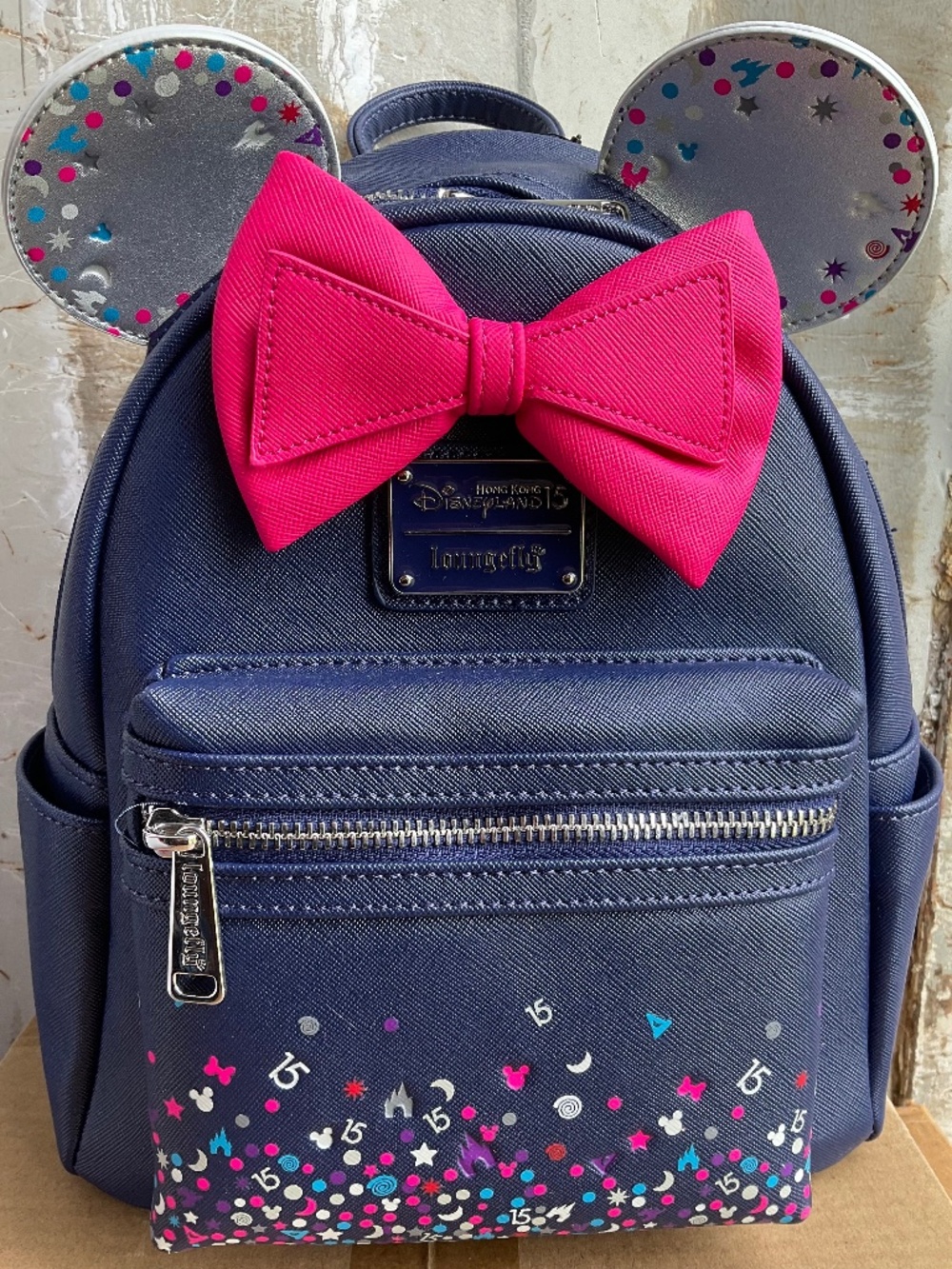 Disney hongkong 15 anniversary loungefly